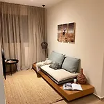 - Family Maisonette * Kalavryta