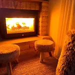 - Family Maisonette Semesterbostad Kalavryta