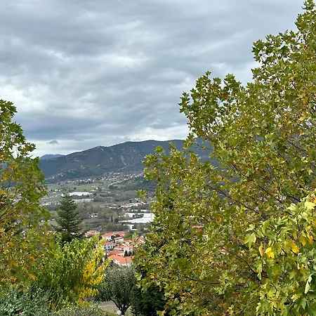 - Family Maisonette * Καλάβρυτα